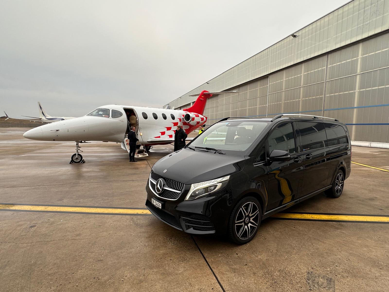 Mühelose Transfers von und zum Flughafen Zürich