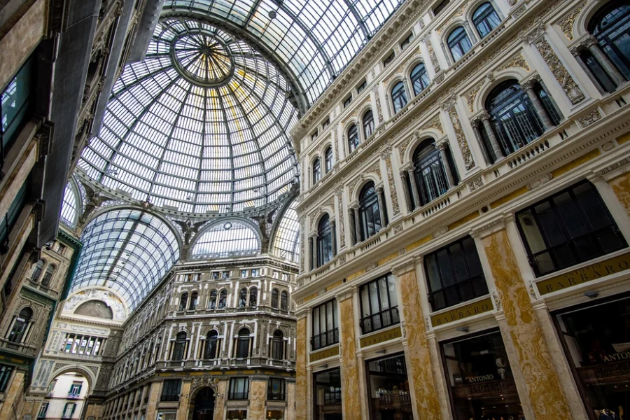 Corporate Chauffeur Service Milan for Business Travelers