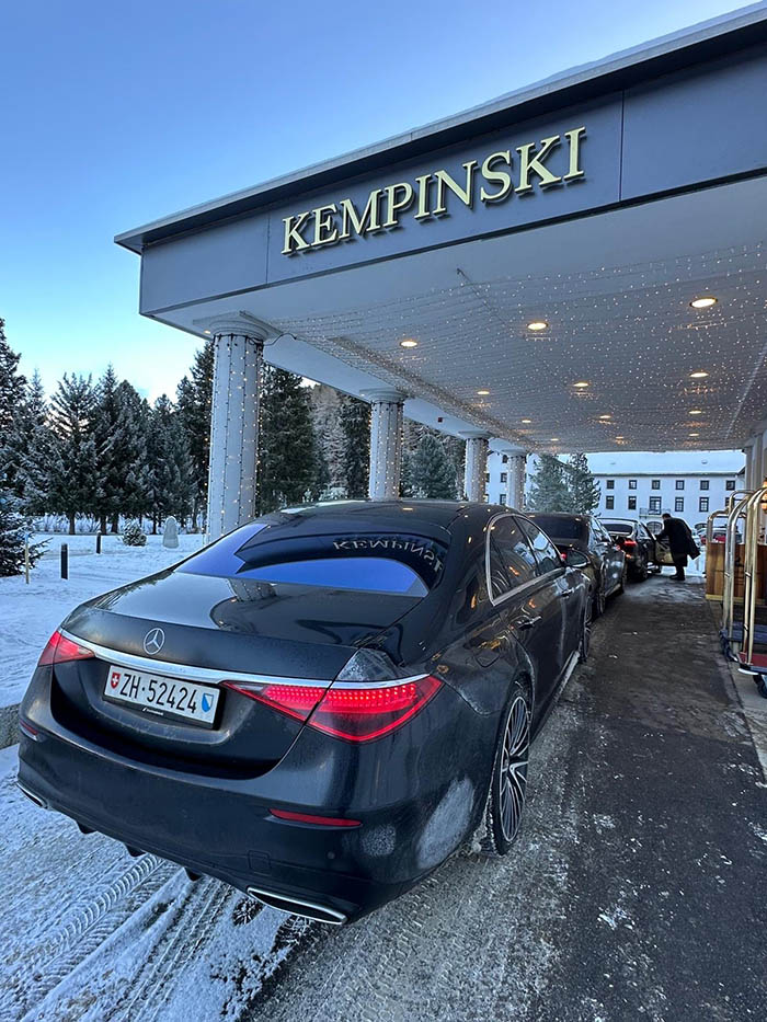 Tailored Transfers for Leisure and Business Travelers