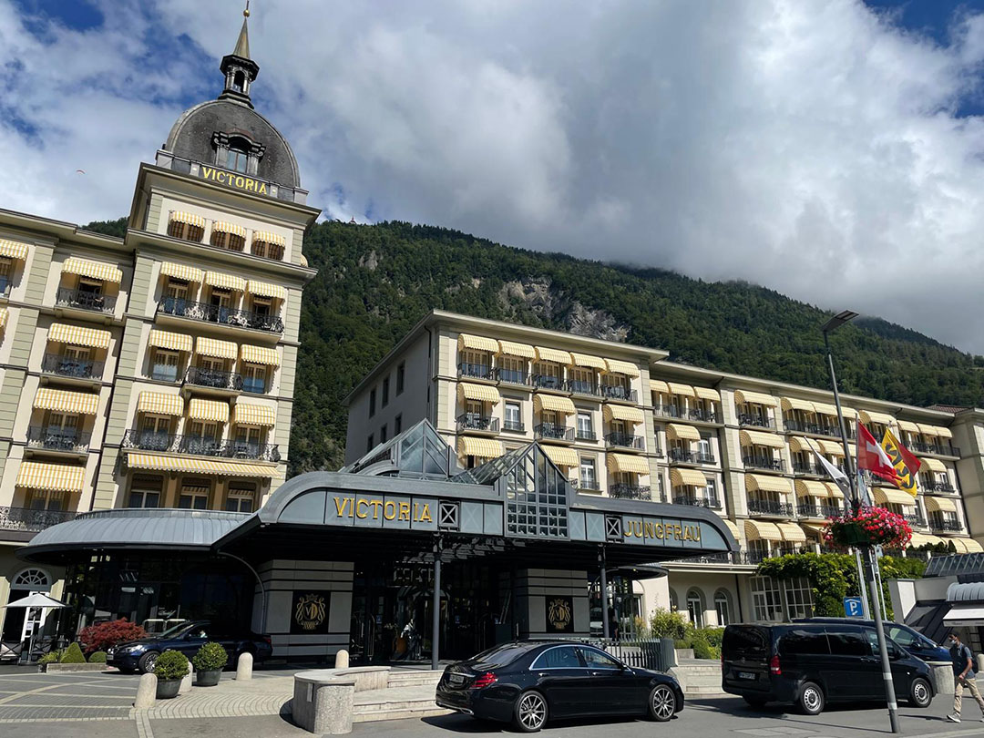 Flughafen Zürich nach Interlaken Limousinentransfer und Chauffeurservice