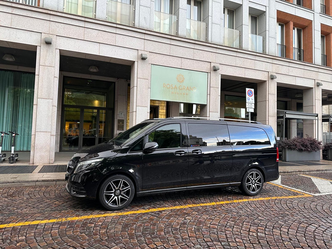 Limousinen-Transfer vom Flughafen Zürich zum Mailand