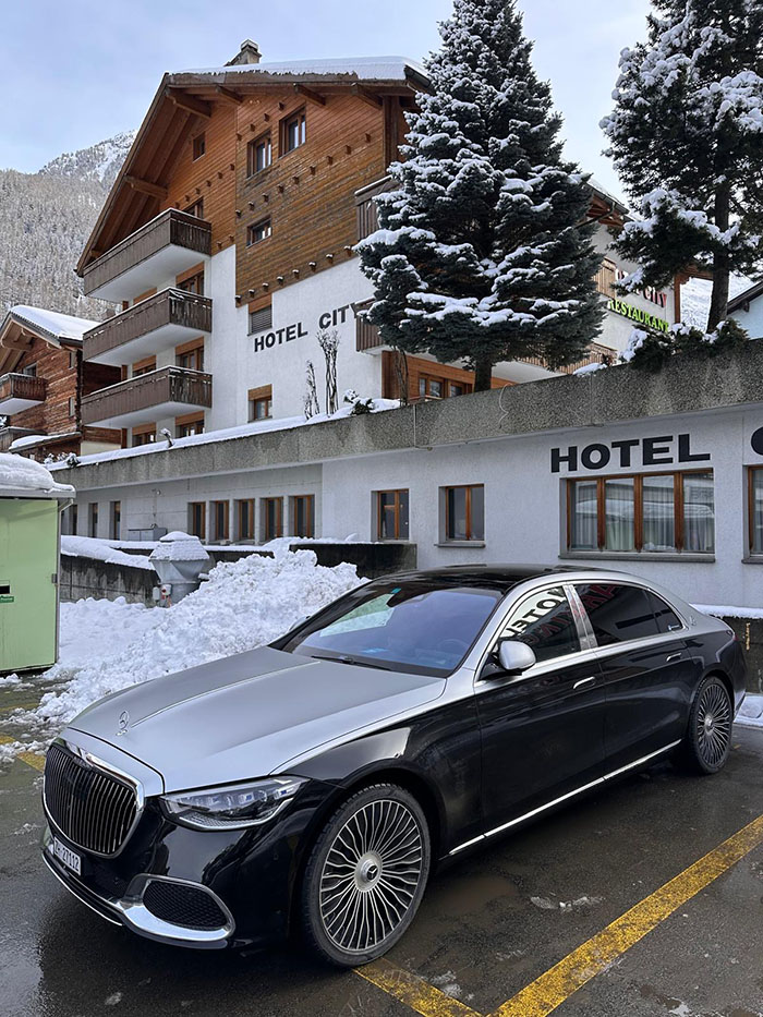 First class service Zurich Airport Zermatt 